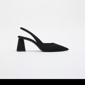 Wide heeled slingback